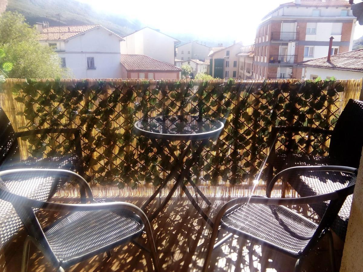Apartamentos Rurales Imaz Etxea - Urbasa 올라자구챠 외부 사진